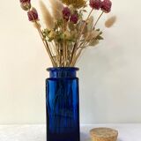Bocal en verre bleu cobalt