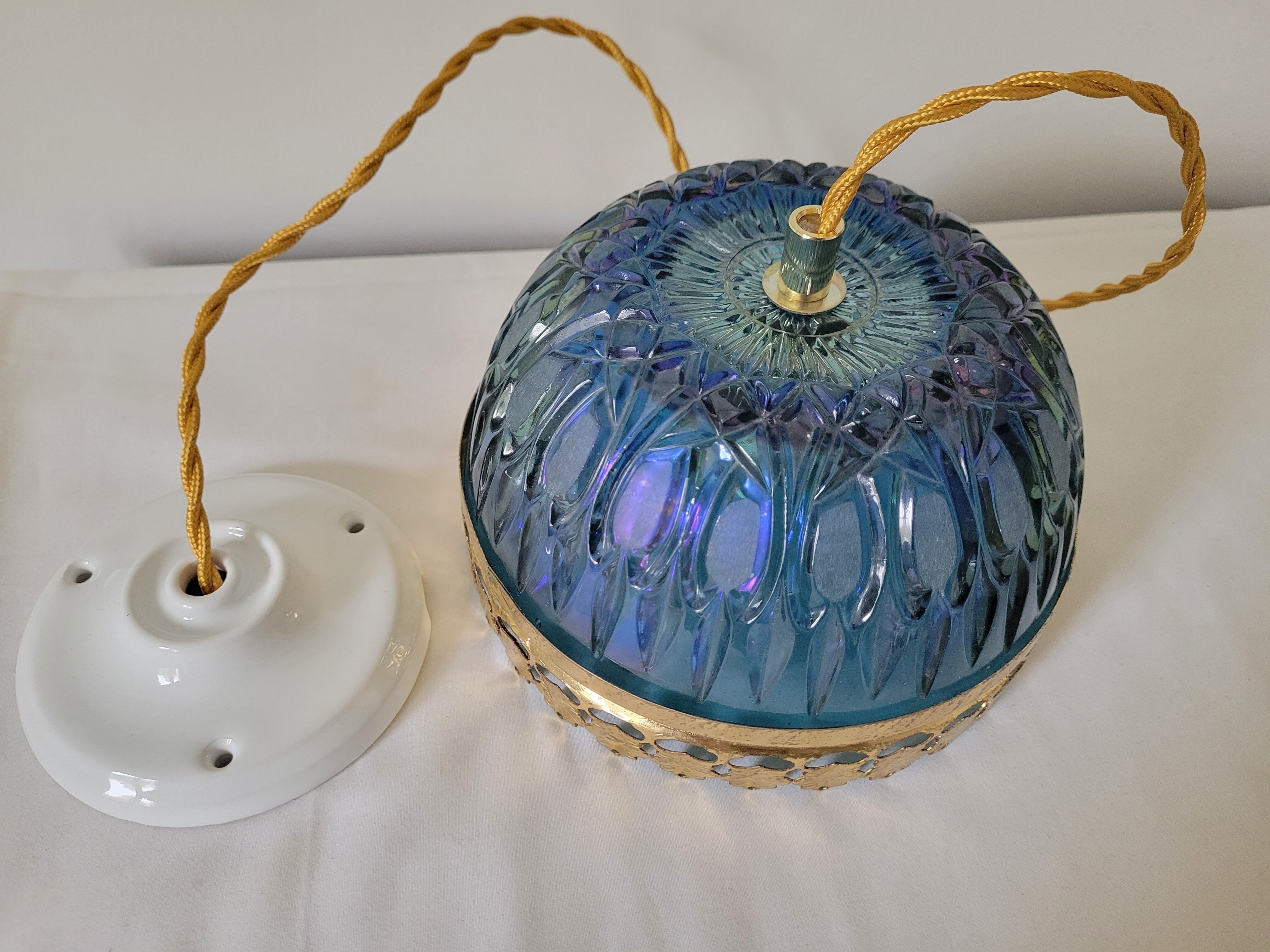 Blue glass suspension