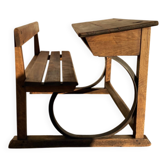 Children's desk