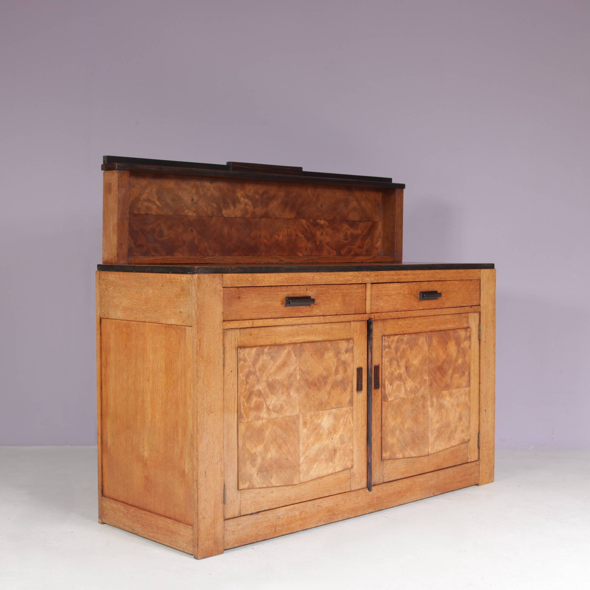 Armoire école d'Amsterdam des années 1930 Pays-Bas