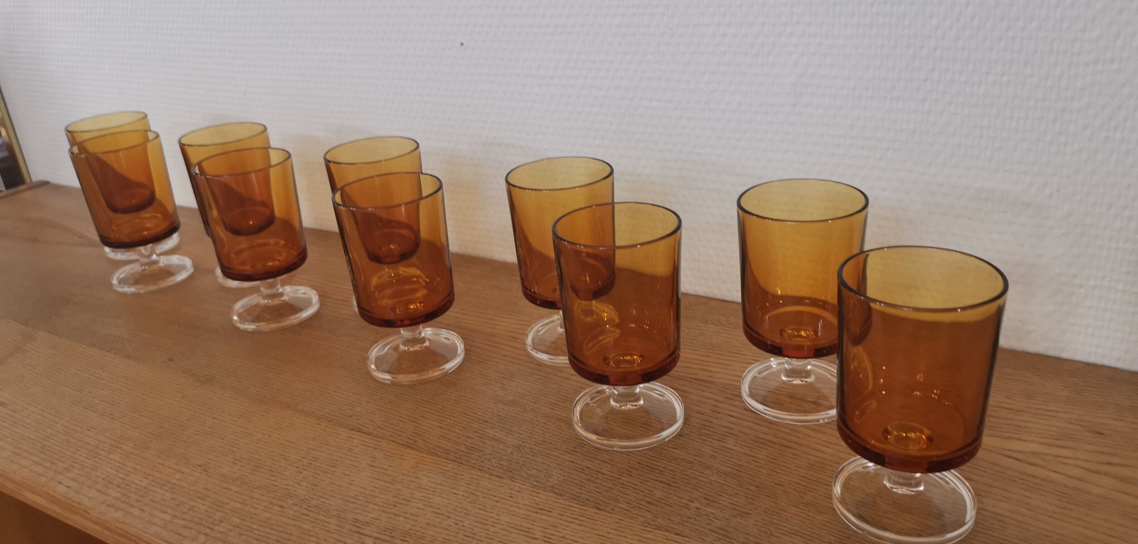 Lot 10 wine glasses Luminarc Cavalier amber