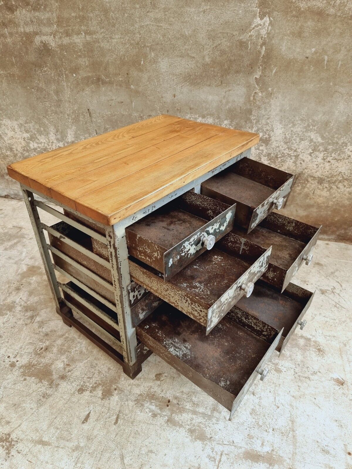 Commode industrielle armoire en acier