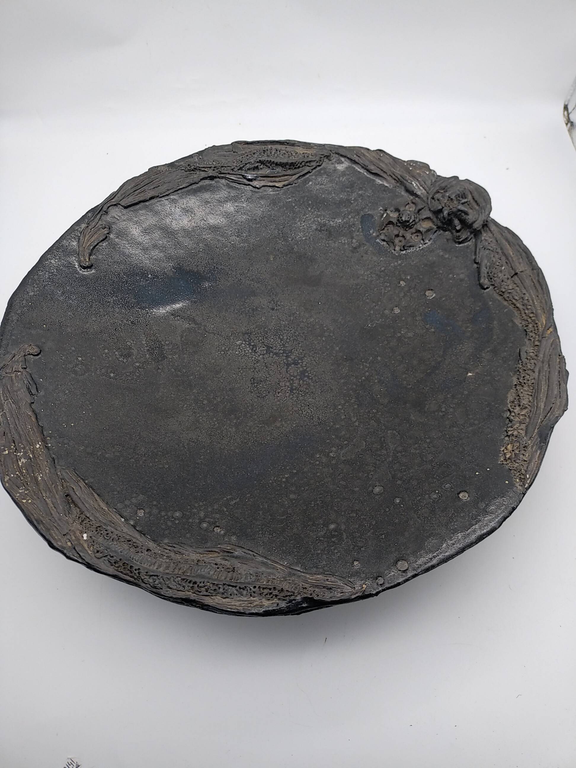 Large vulcanized ceramic bowl. Black. Artisanal work.