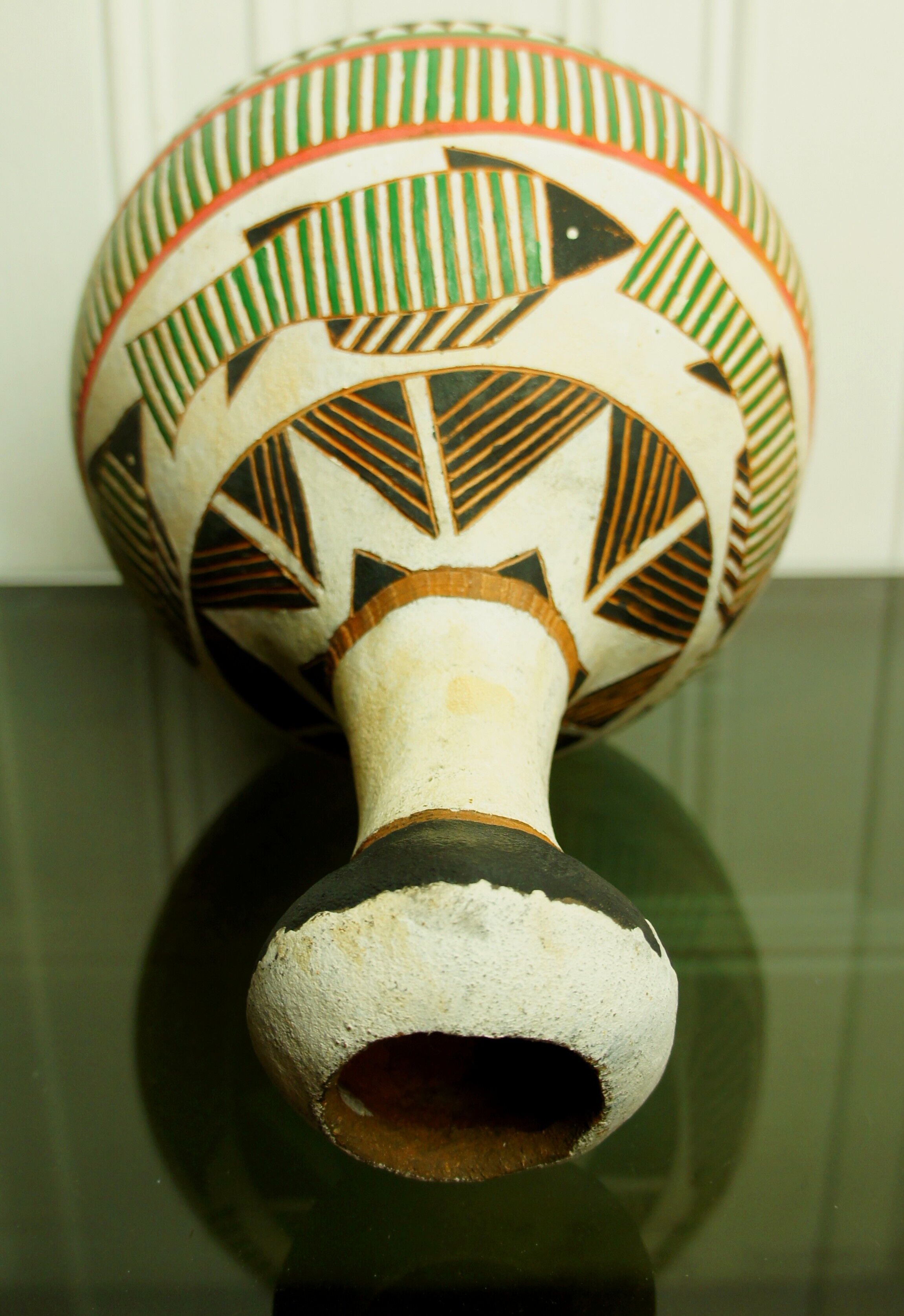 Painted terracotta jar "Ball"
