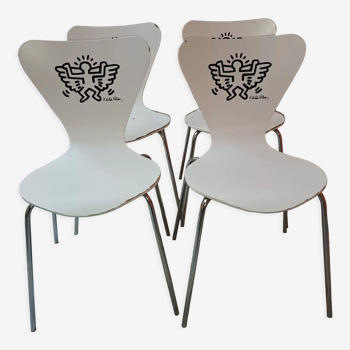 Lot de 4 chaises  Keith Haring d'Arne Jacobsen pour Firtz Hansen
