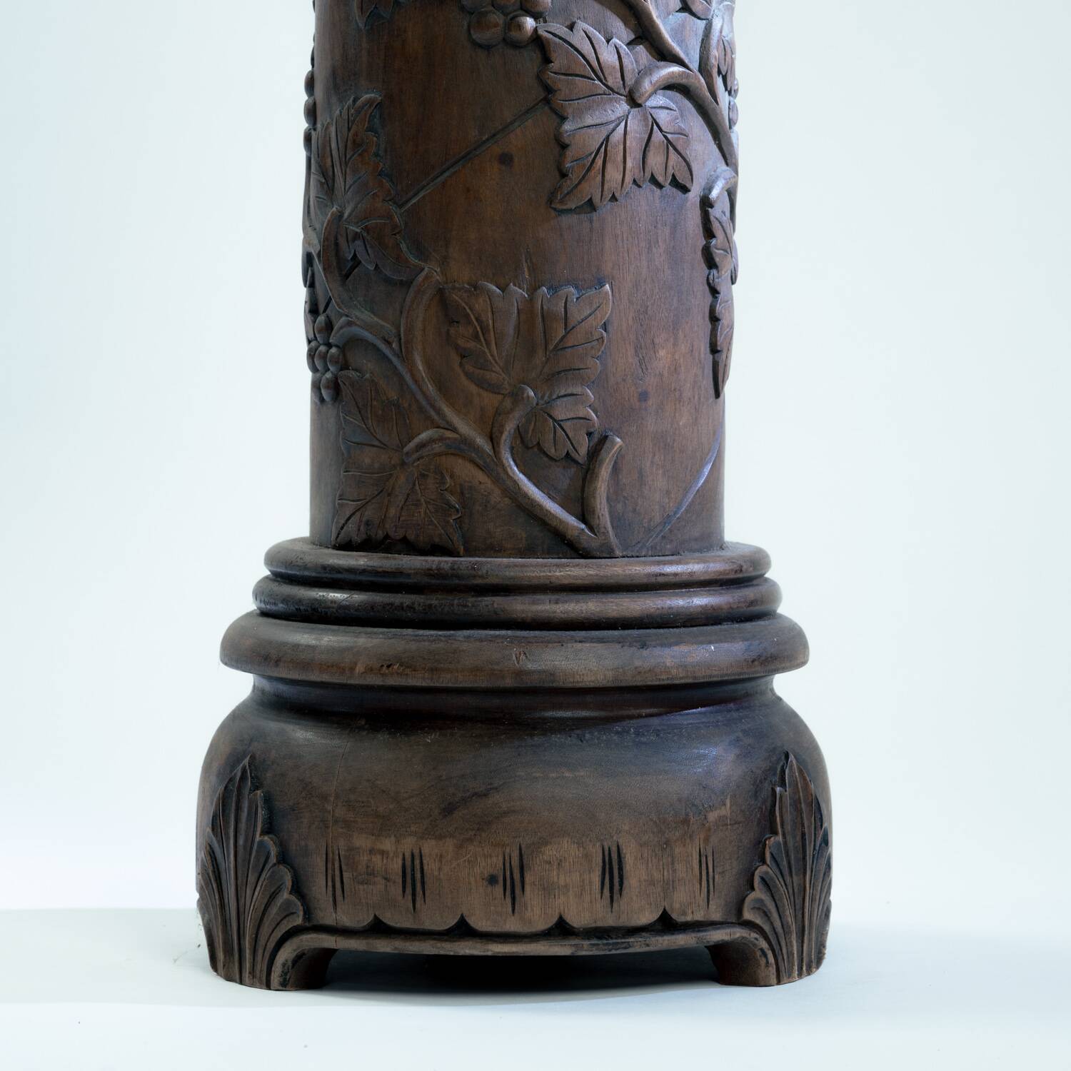 Pedestal plantstand, colum mahogany, handcarved wood, 1950s