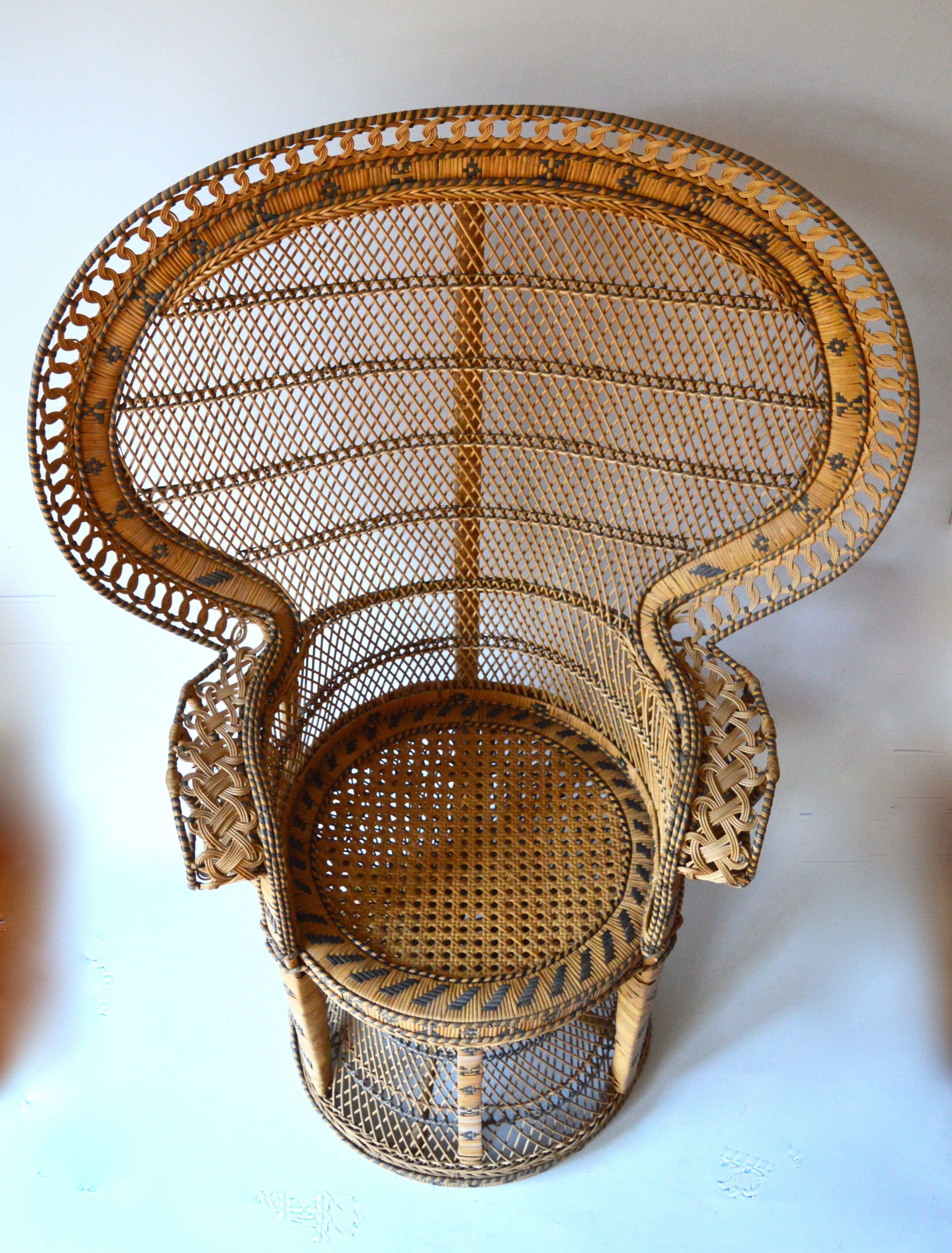Chair emmanuelle