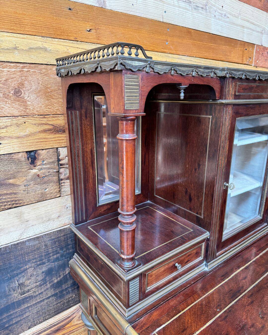 Desk called "Bonheur-du-jour" Napoleon III