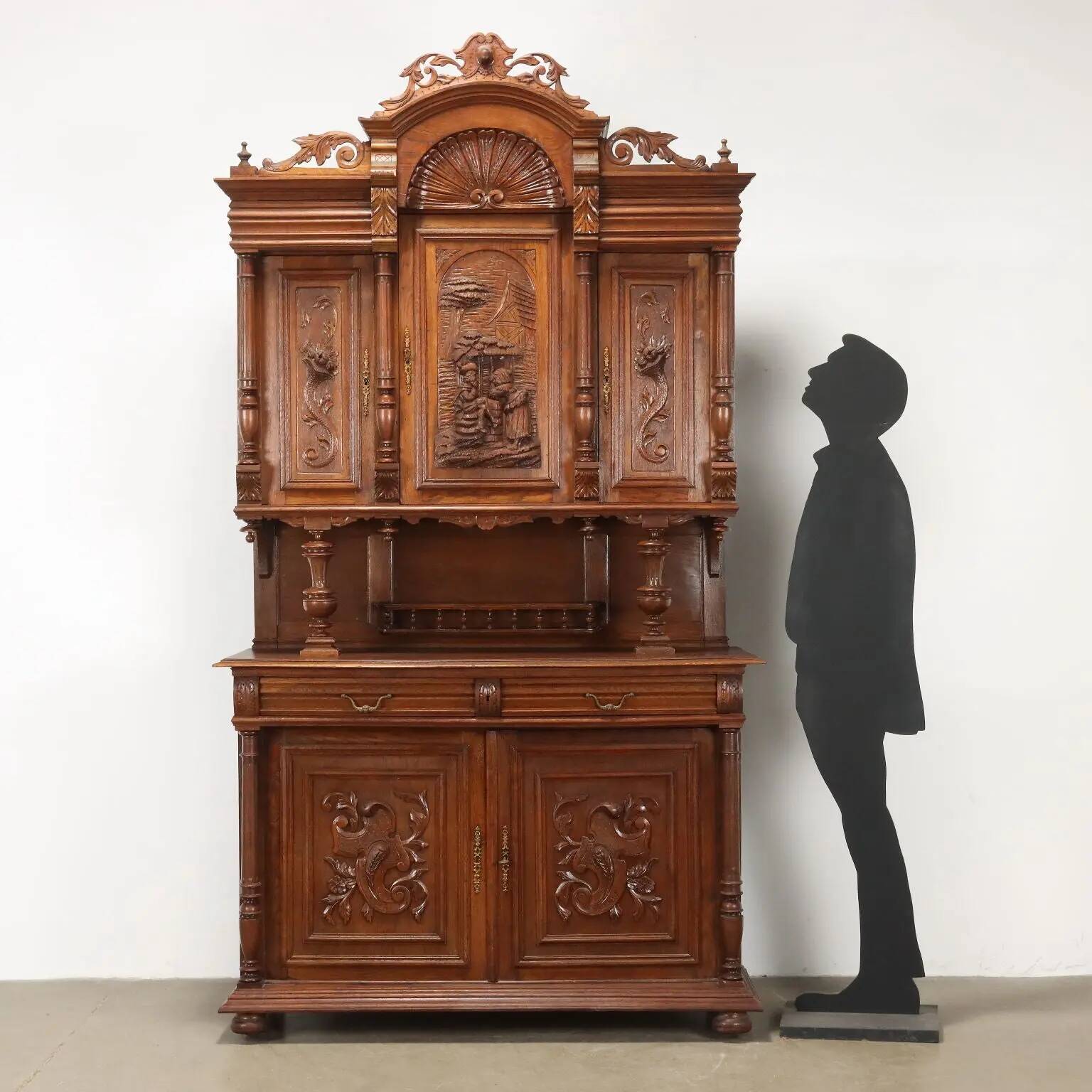 Antique neo-Renaissance oak buffet, France, 19th century.