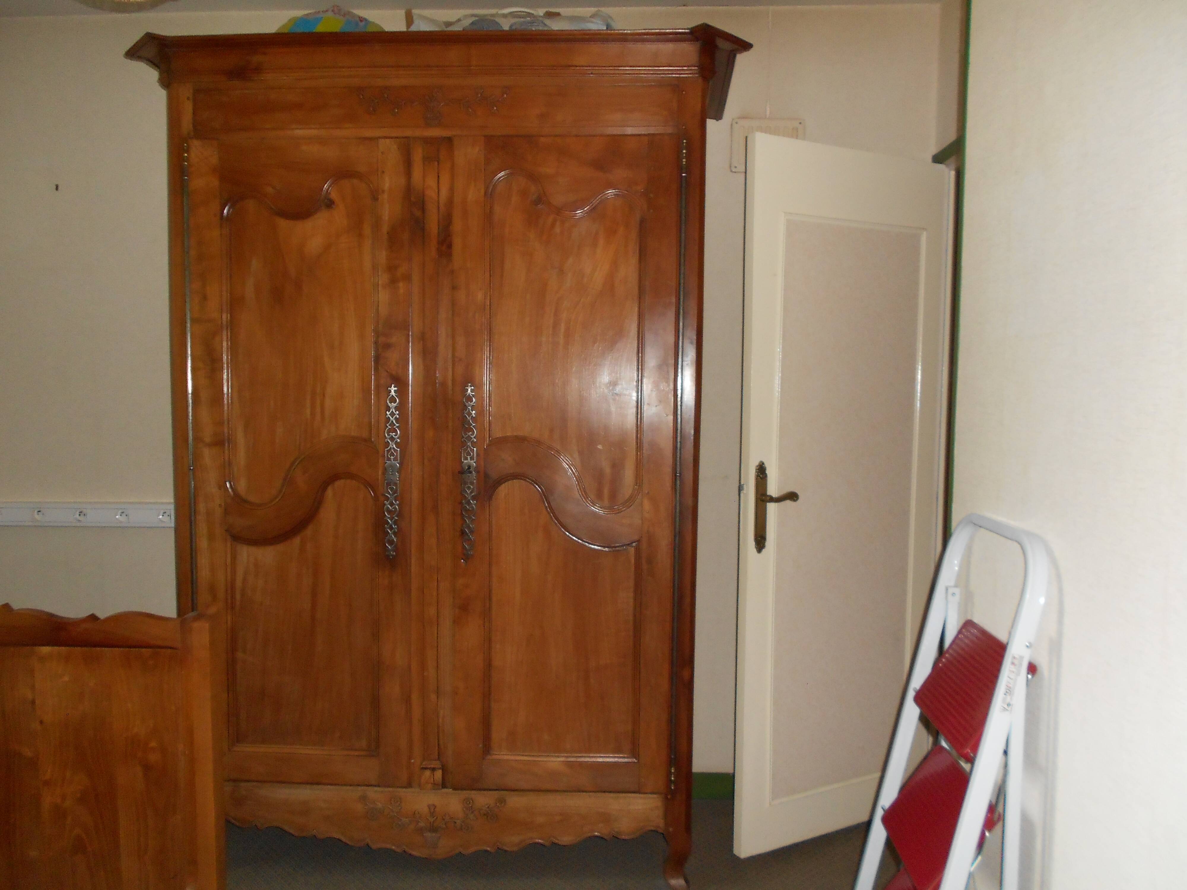 Louis XV wardrobe in cherry wood