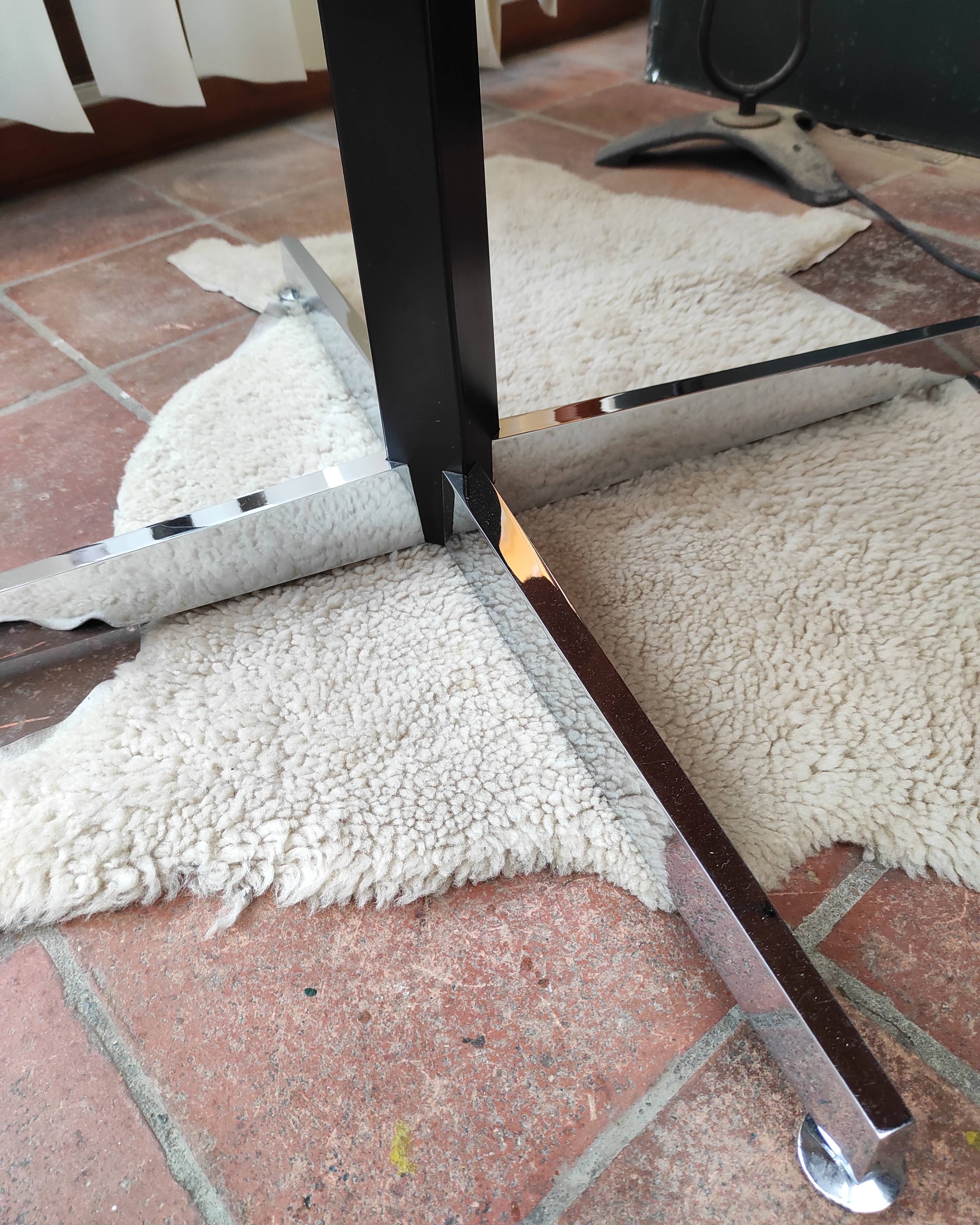 Table up and down 70s