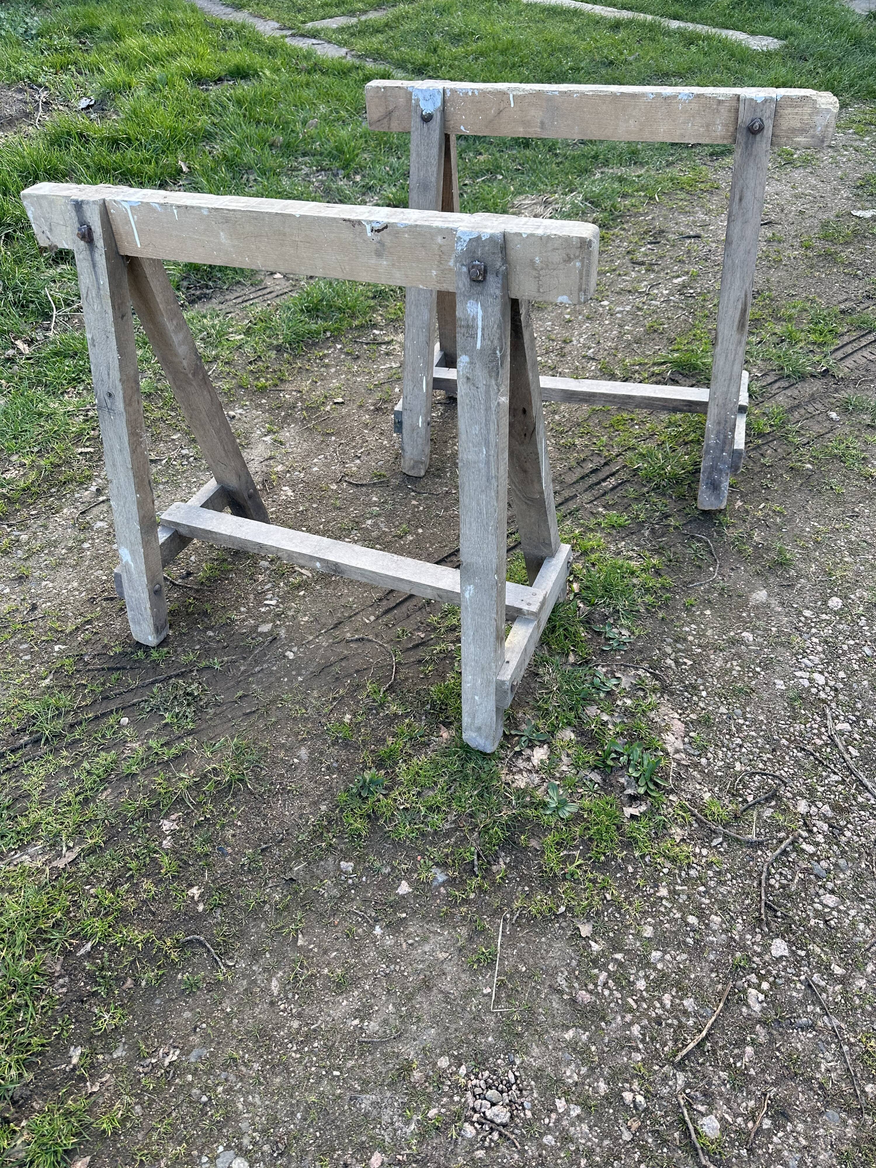 Farm table guinguette and wooden trestles