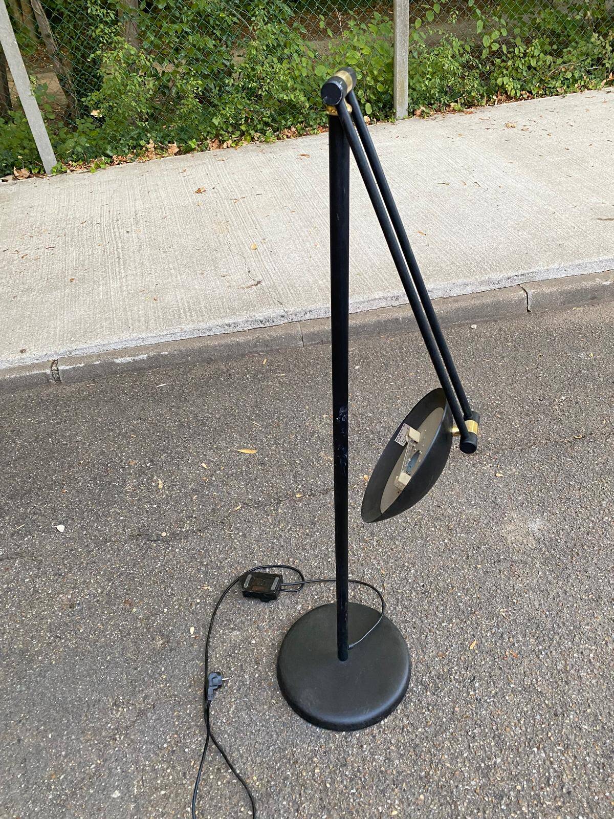 Italian vintage black & brass floor lamp — Articulated with Relco dimmer 19