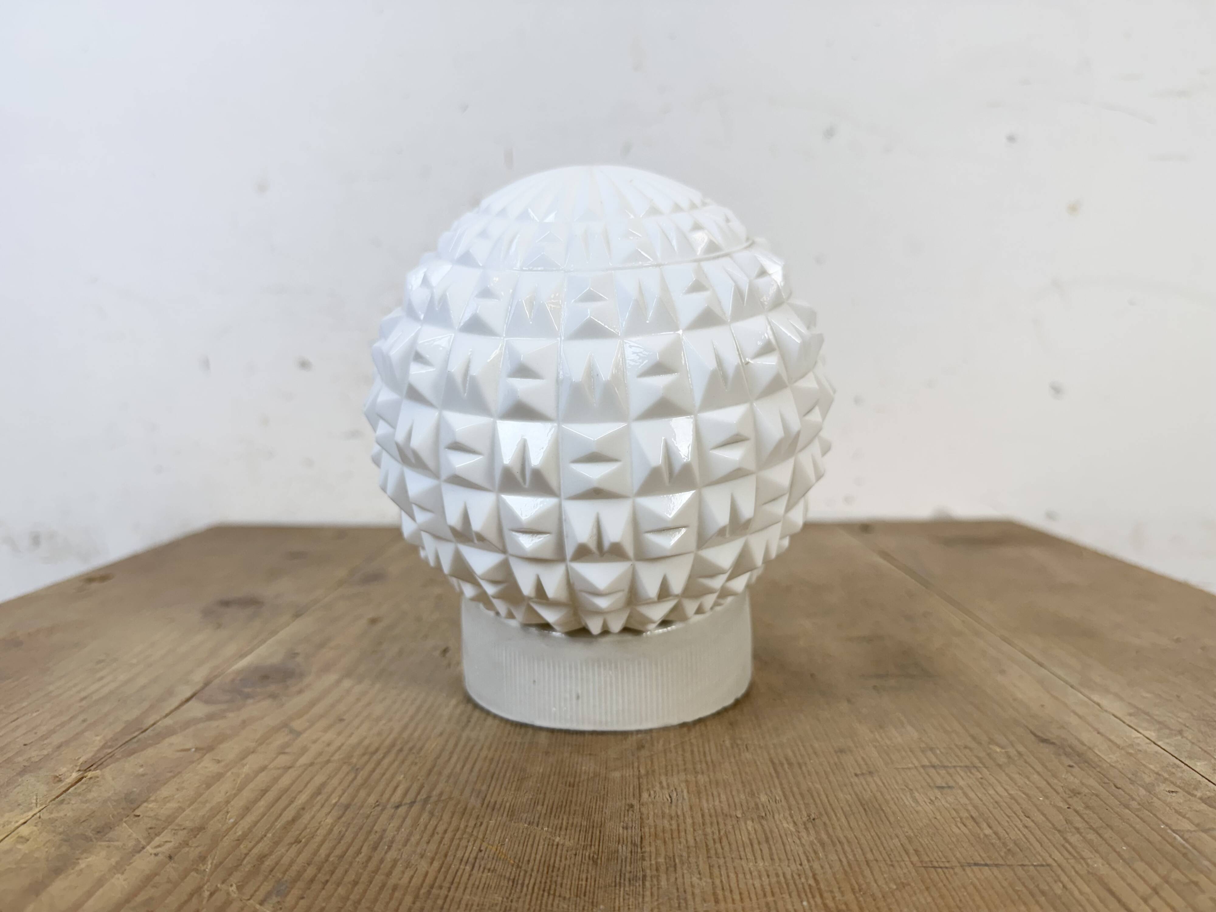 Vintage White Porcelain Wall Light, 1970s