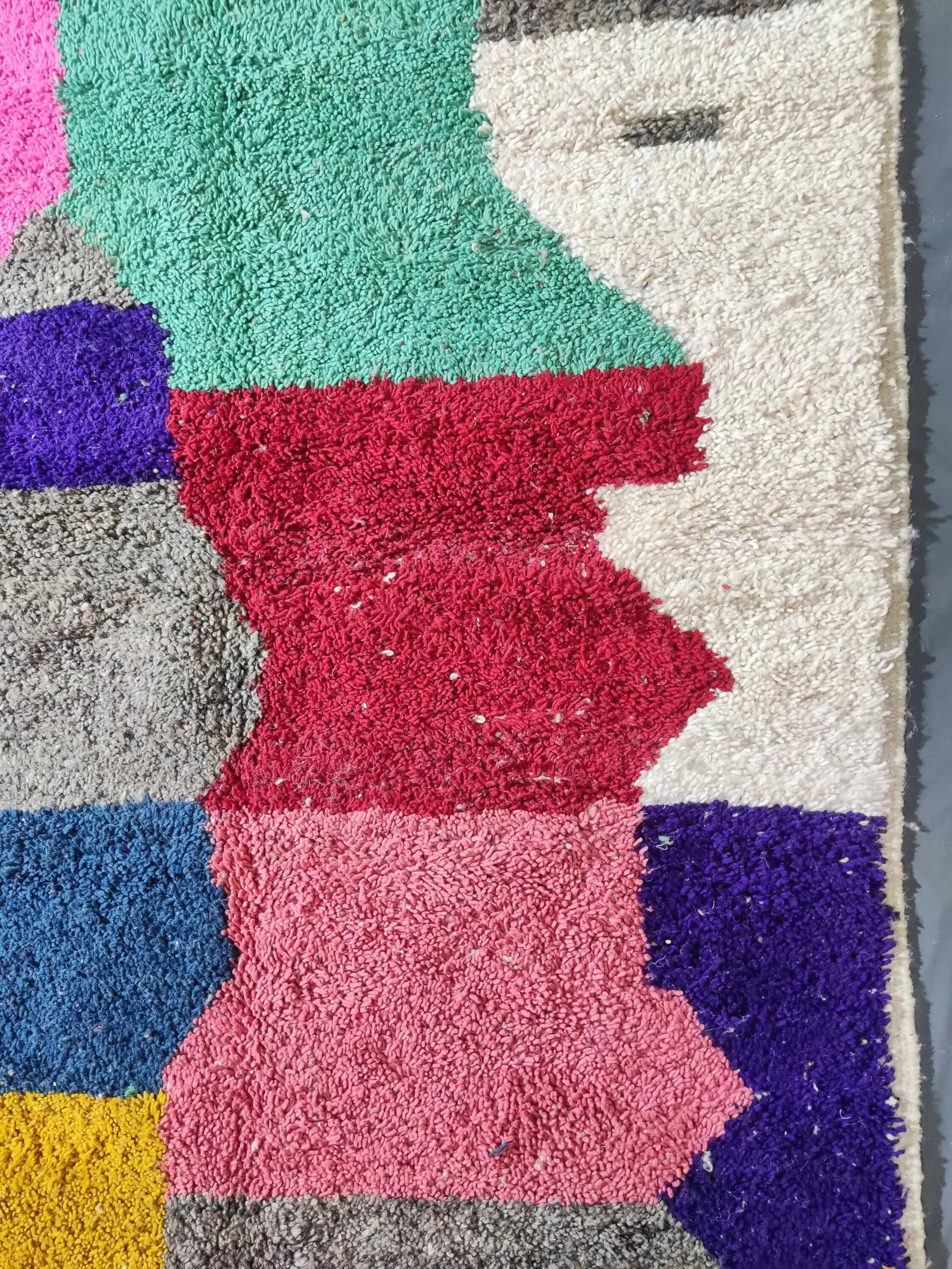 Large artisanal Moroccan rug 2.5 x 1.5 m