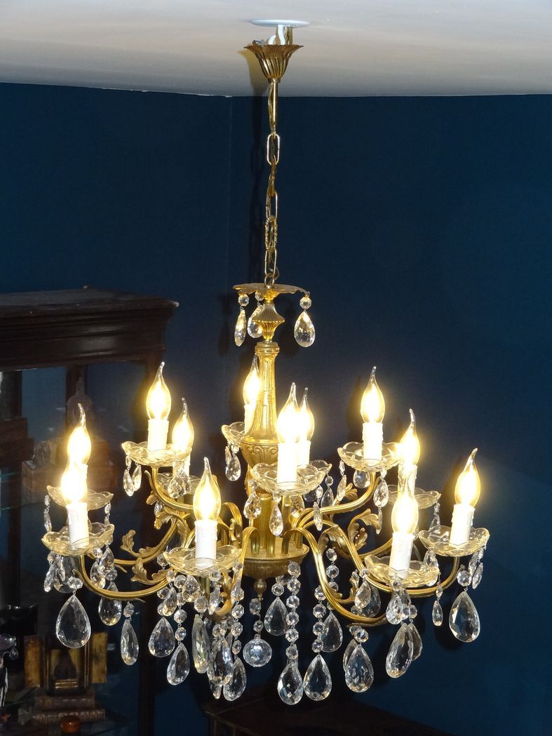 Twelve-armed golden bronze light chandelier