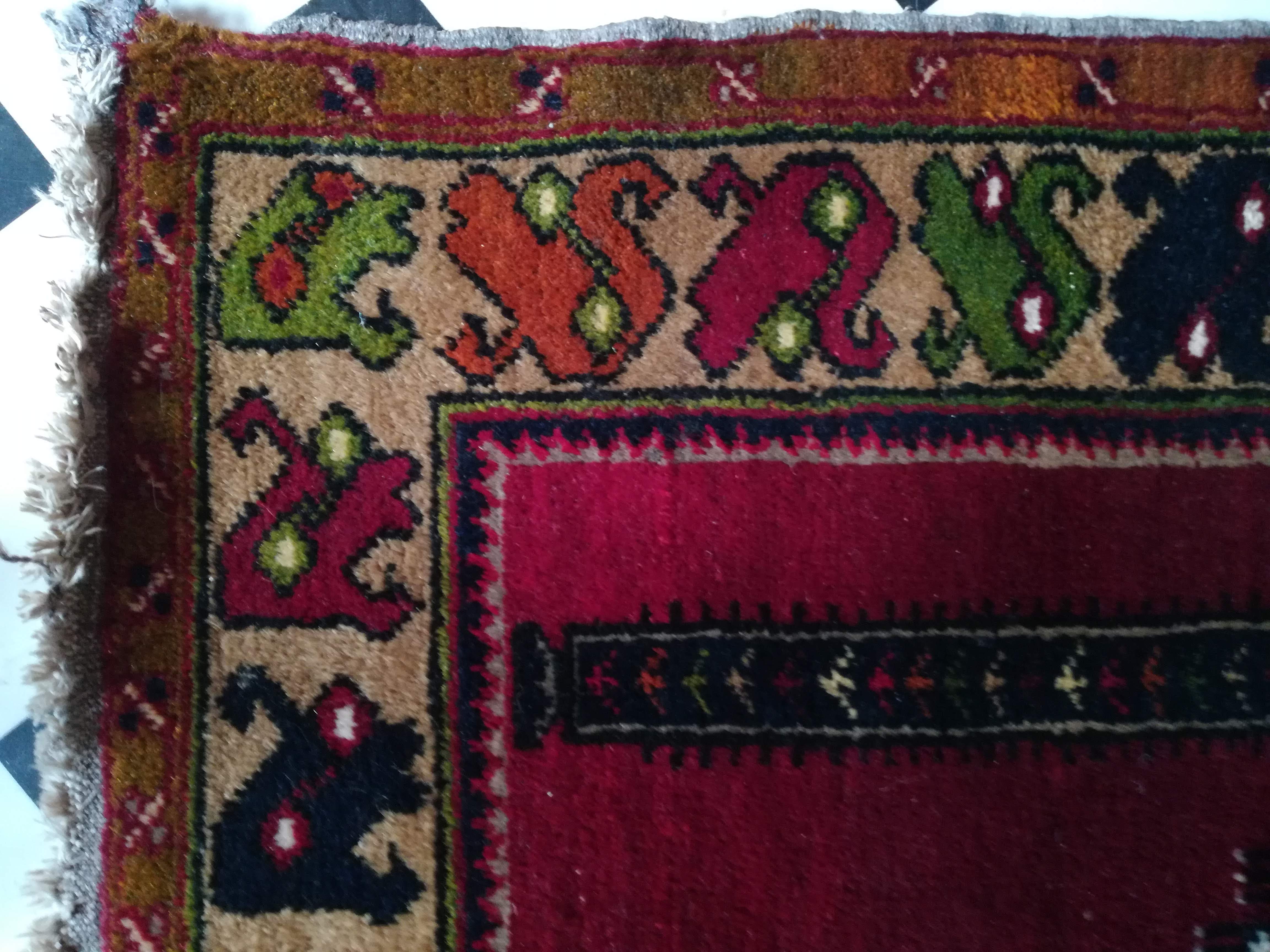 Turkish carpet from Anatolia - 72x115