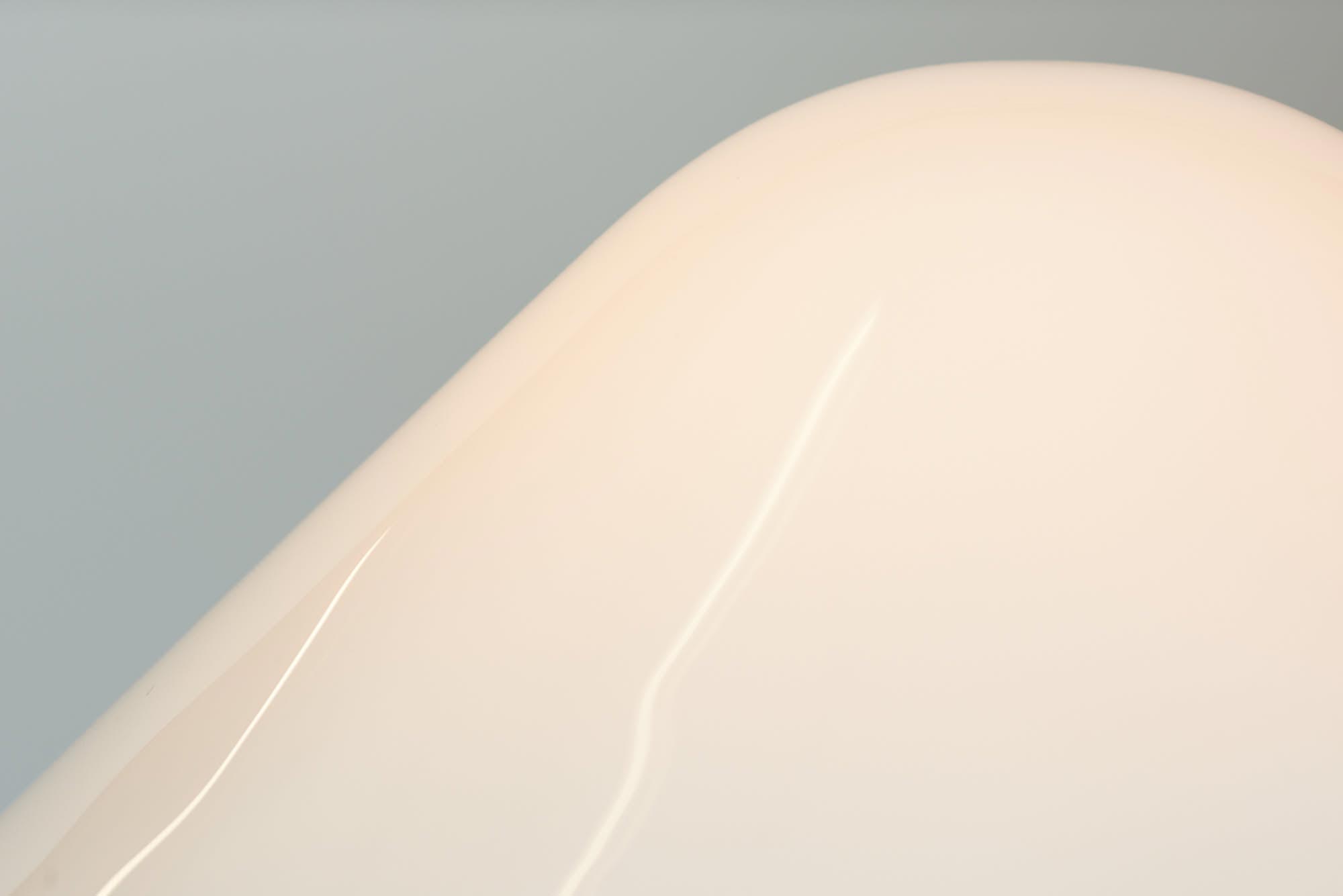 Design IGuzzini, Elpis table lamp