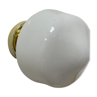 Applique opaline et laiton