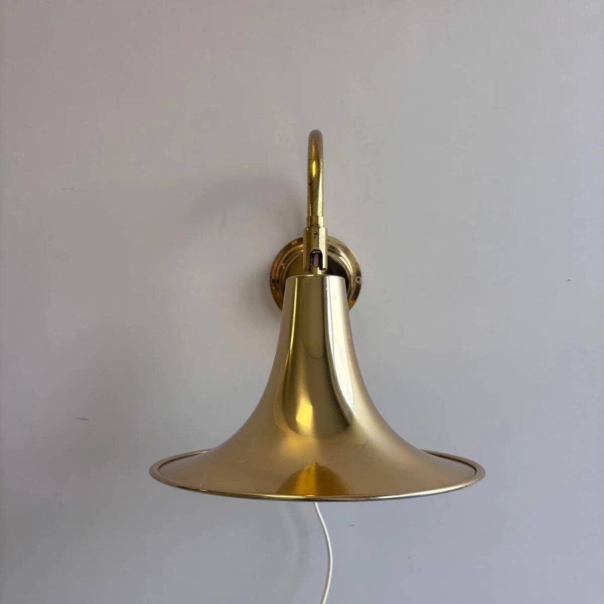 Vintage wall lamp brass
