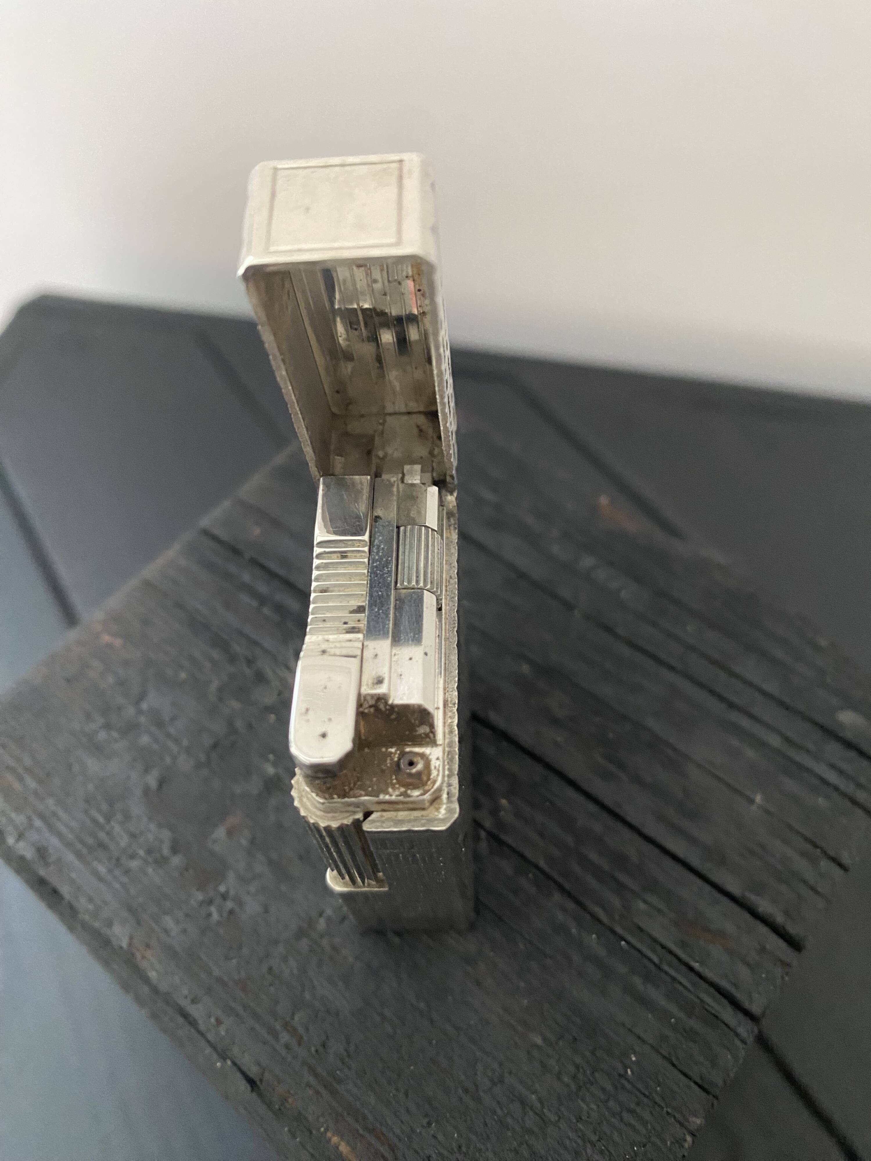 St dupont silver-plated lighter with box