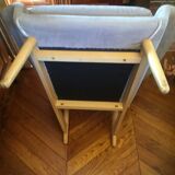 Hamilton chair in alcantara with his feet rest