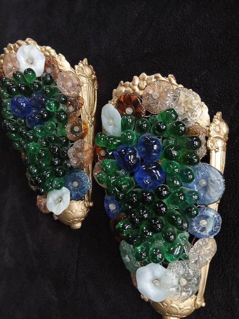 Murano wall sconces – coloured grape glass, bronze anemone