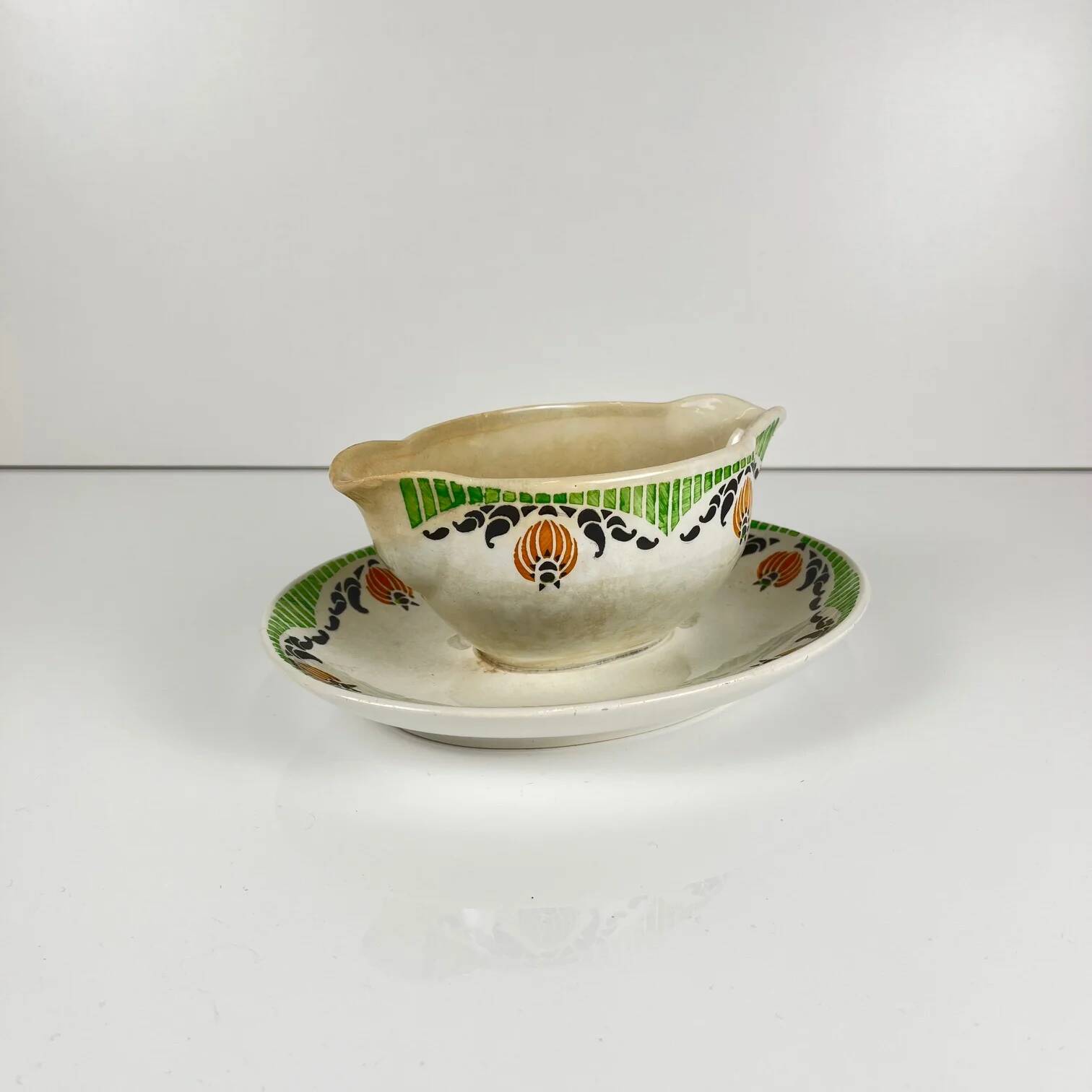 Sarreguemines "Maroussia" gravy boat, early 20th century