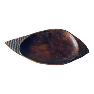 Fish-shaped wooden dish