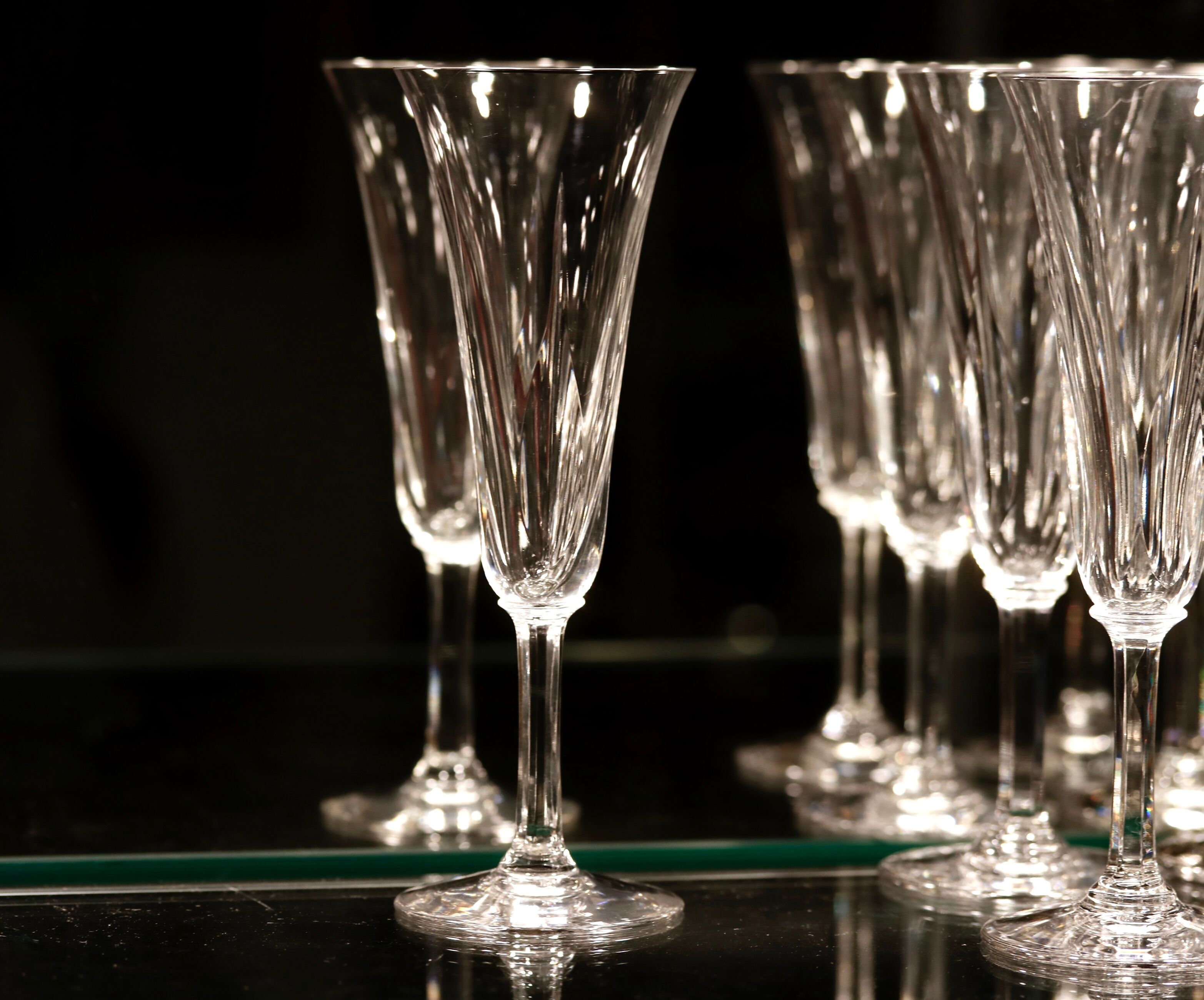 Series of 8 Crystal Champagne flutes from Saint Louis, Cerdagne model