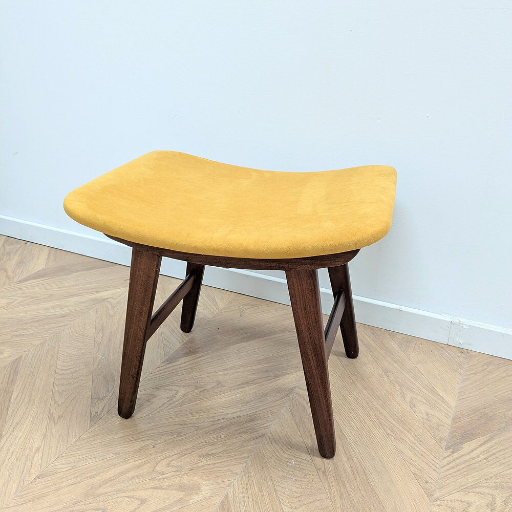 Repose-pieds scandinave