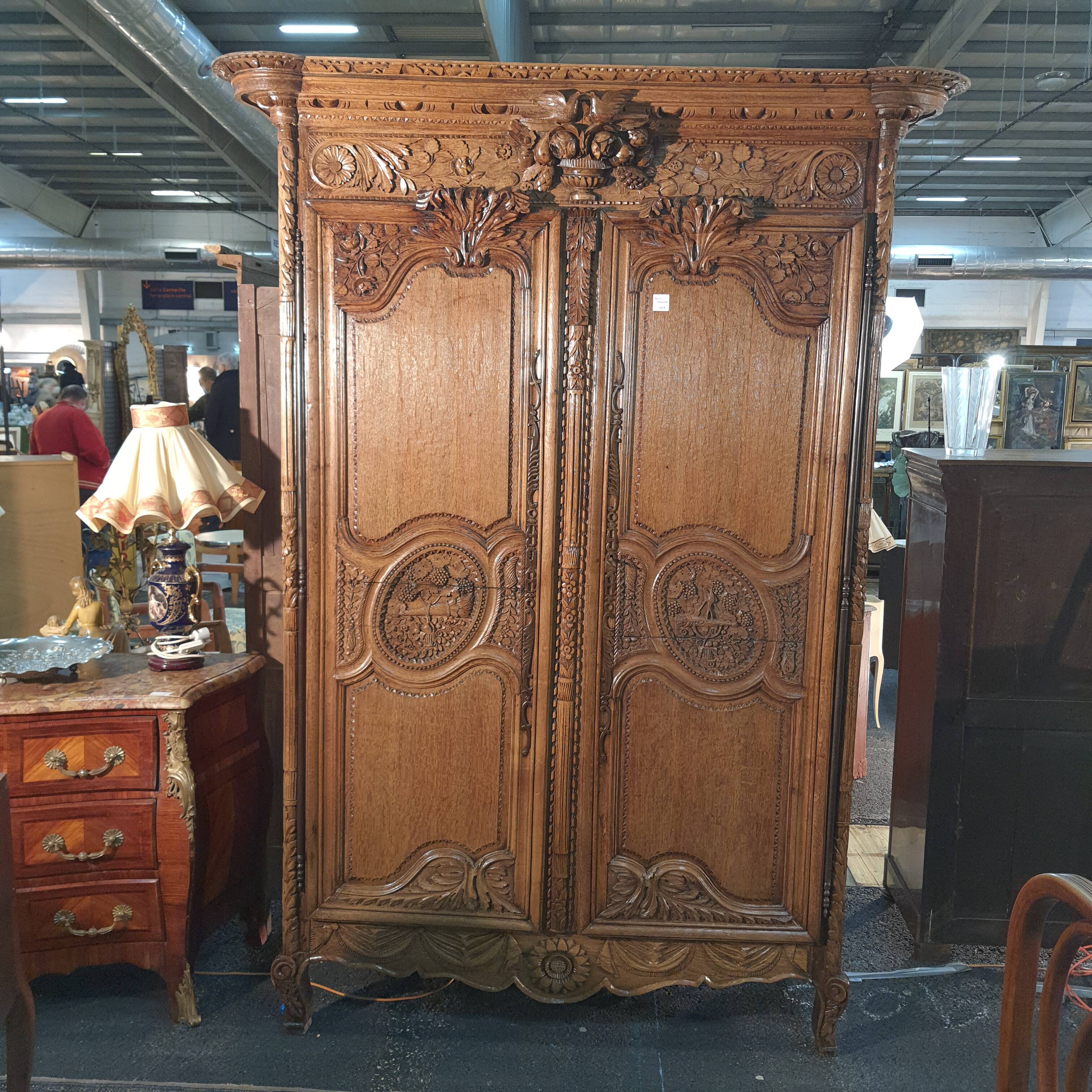 Armoire normande en chêne Selency