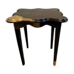 table d’appoint laquée