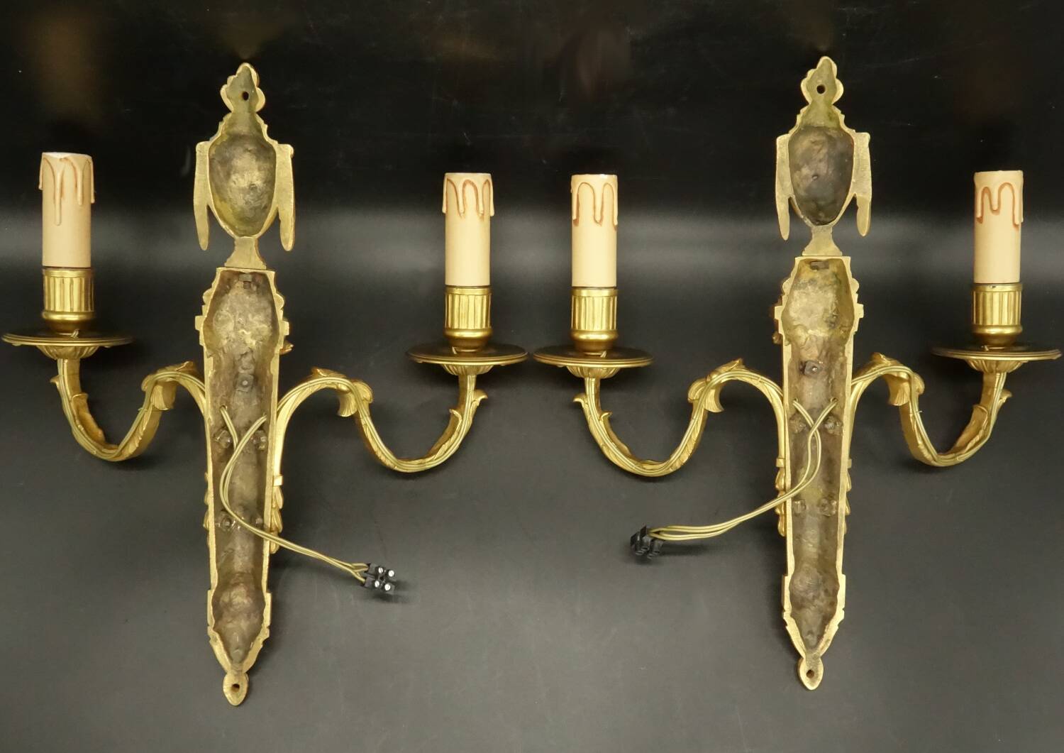 Pair of large sconces, ram's head, Louis XVI style, 19th century - gilded bronze