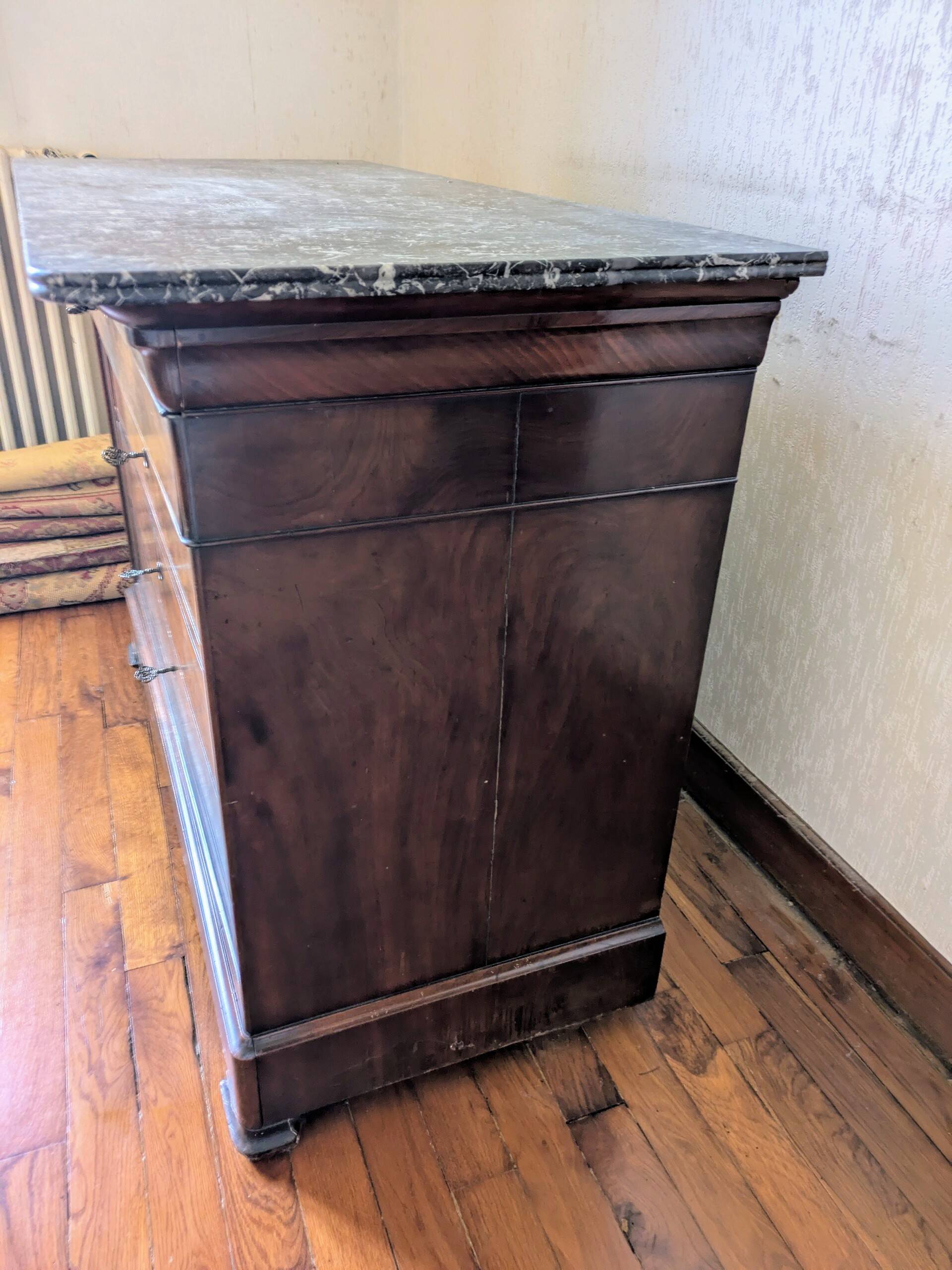 Commode bureau d'époque – Début XXᵉ siècle avec plateau en marbre