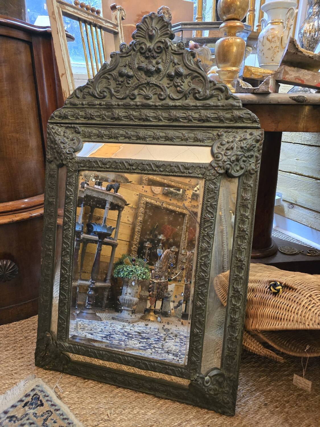 Mirror glazing beads