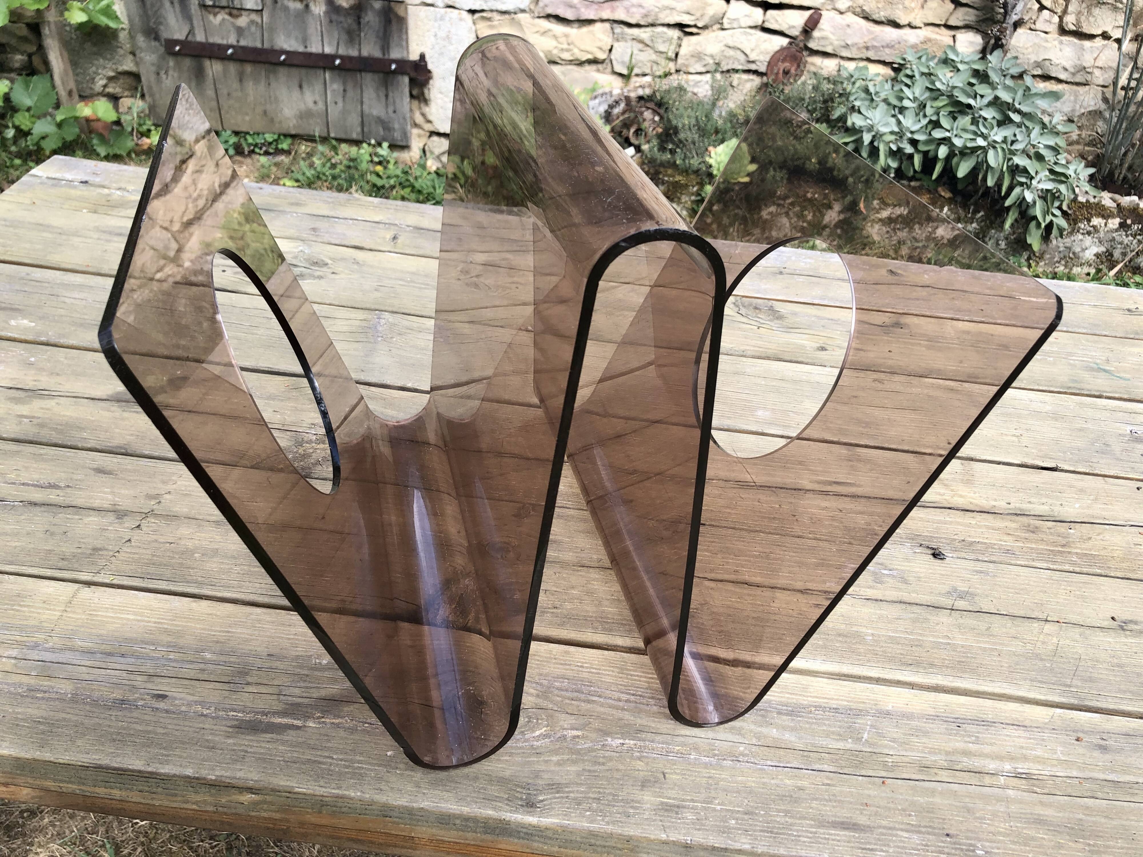 Vinyl doors/ magazines plexiglass form W