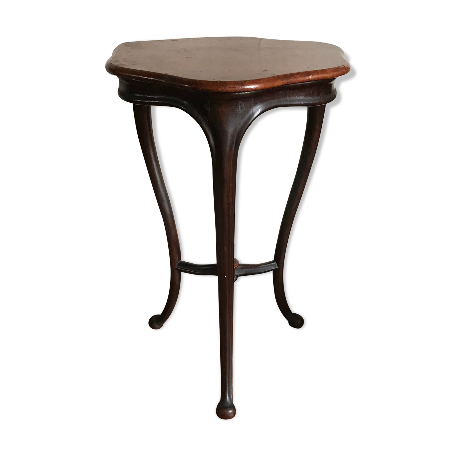 Wooden sidetable