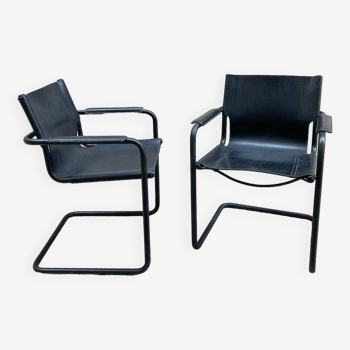 MG5 armchairs in black leather Matteo Grassi