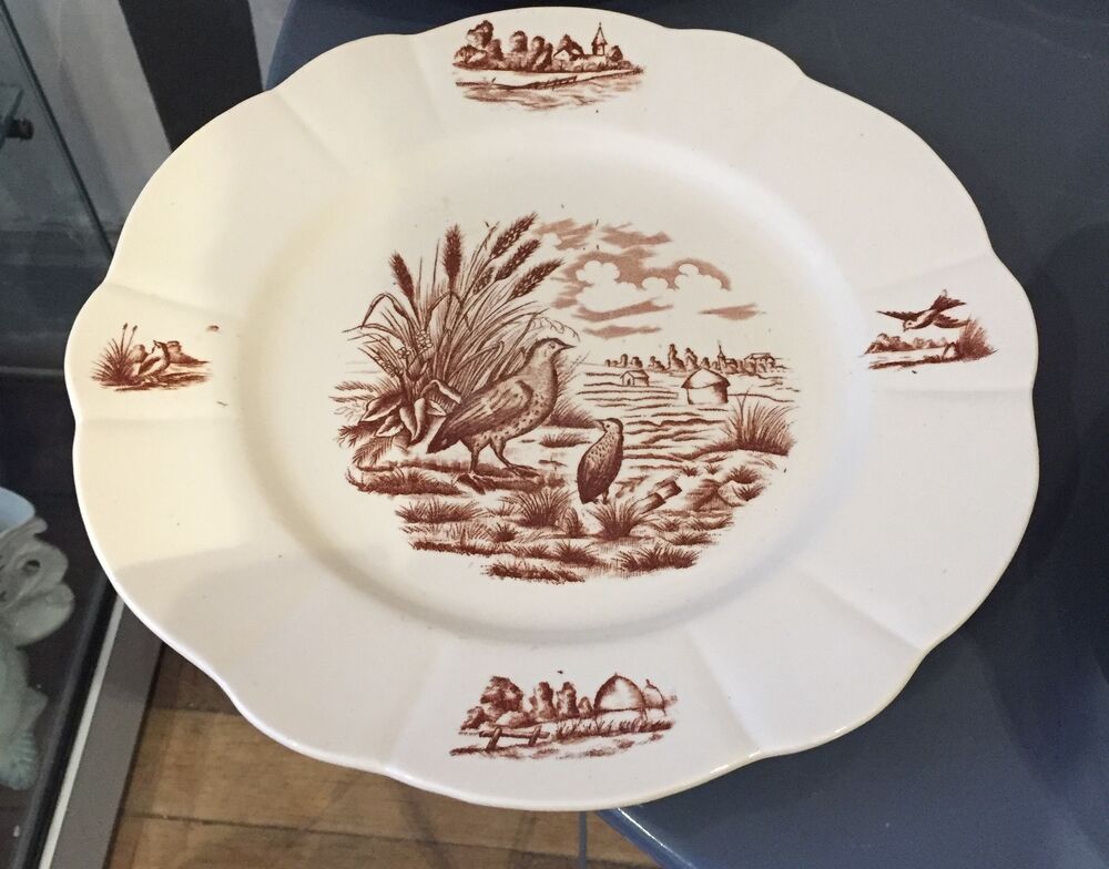 Suite of 9 flat plates in iron earth model burgundy longchamp decor hunting