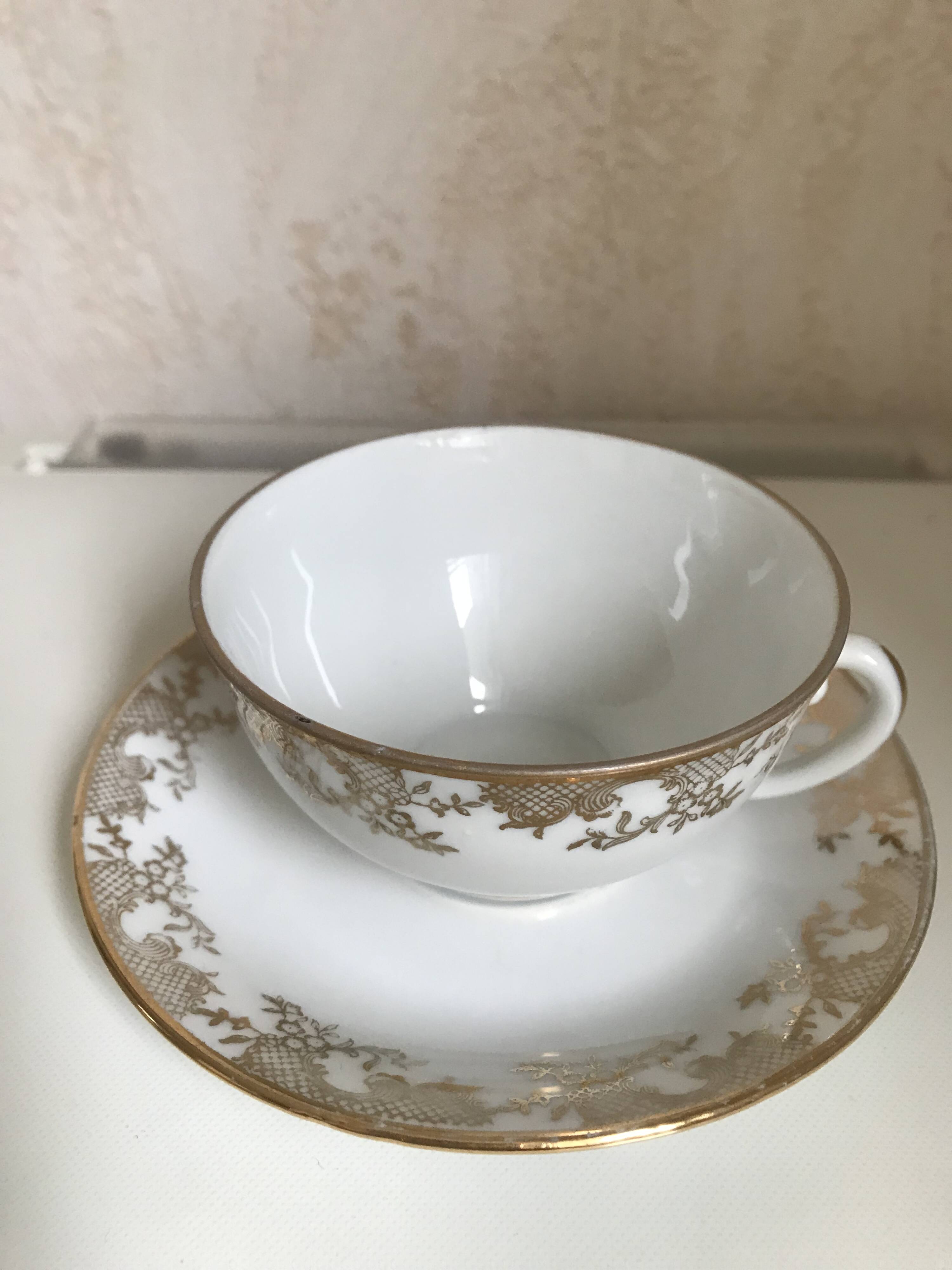 Porcelain cup
