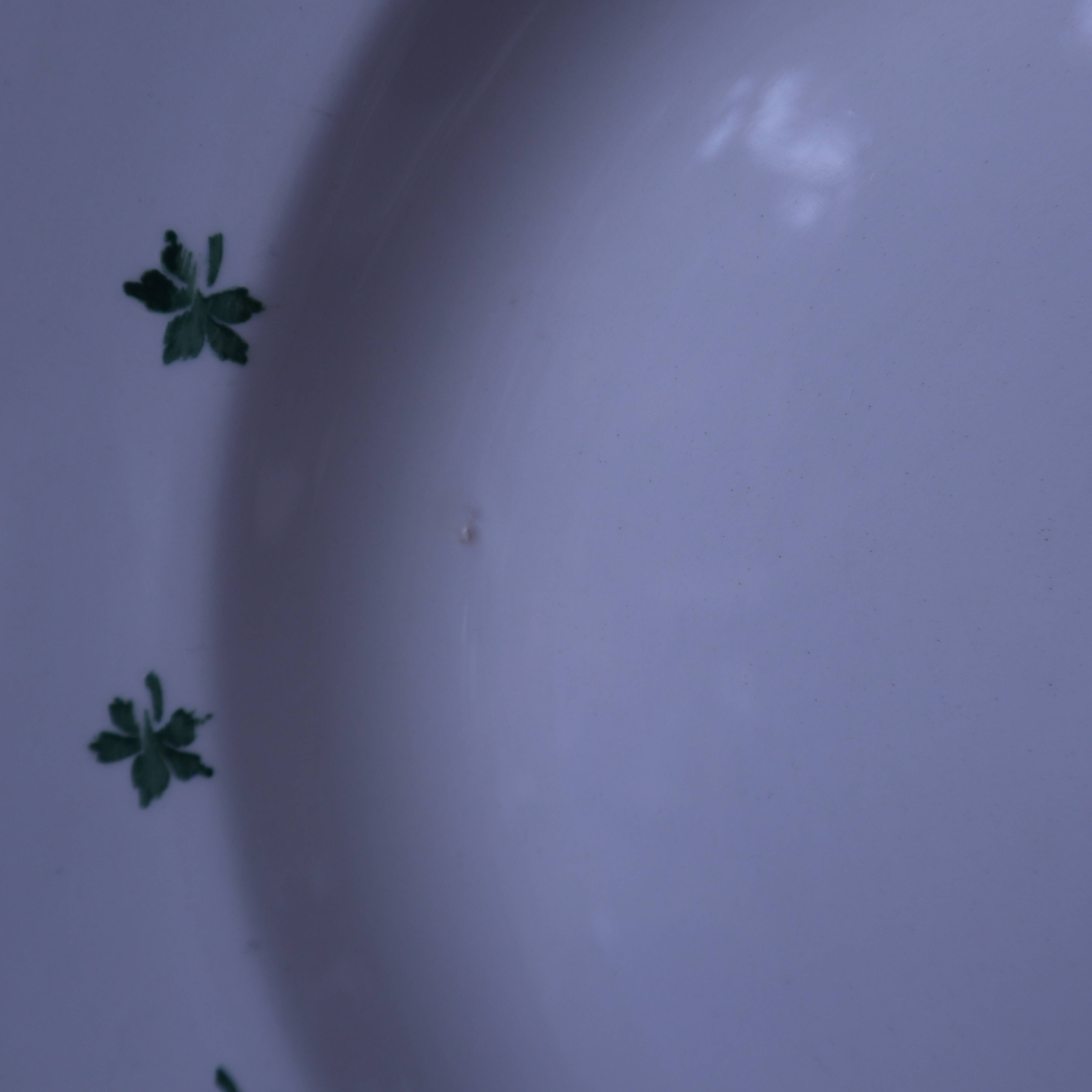 Round serving plate 5200 Sarreguemines and Digoin Vintage