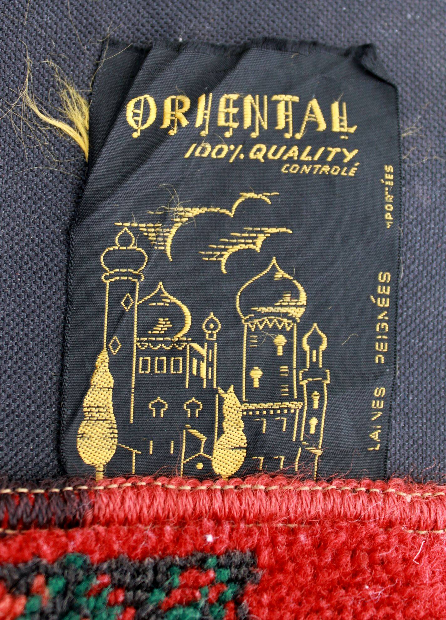 Persian rug, handmade. 100X102 cm.