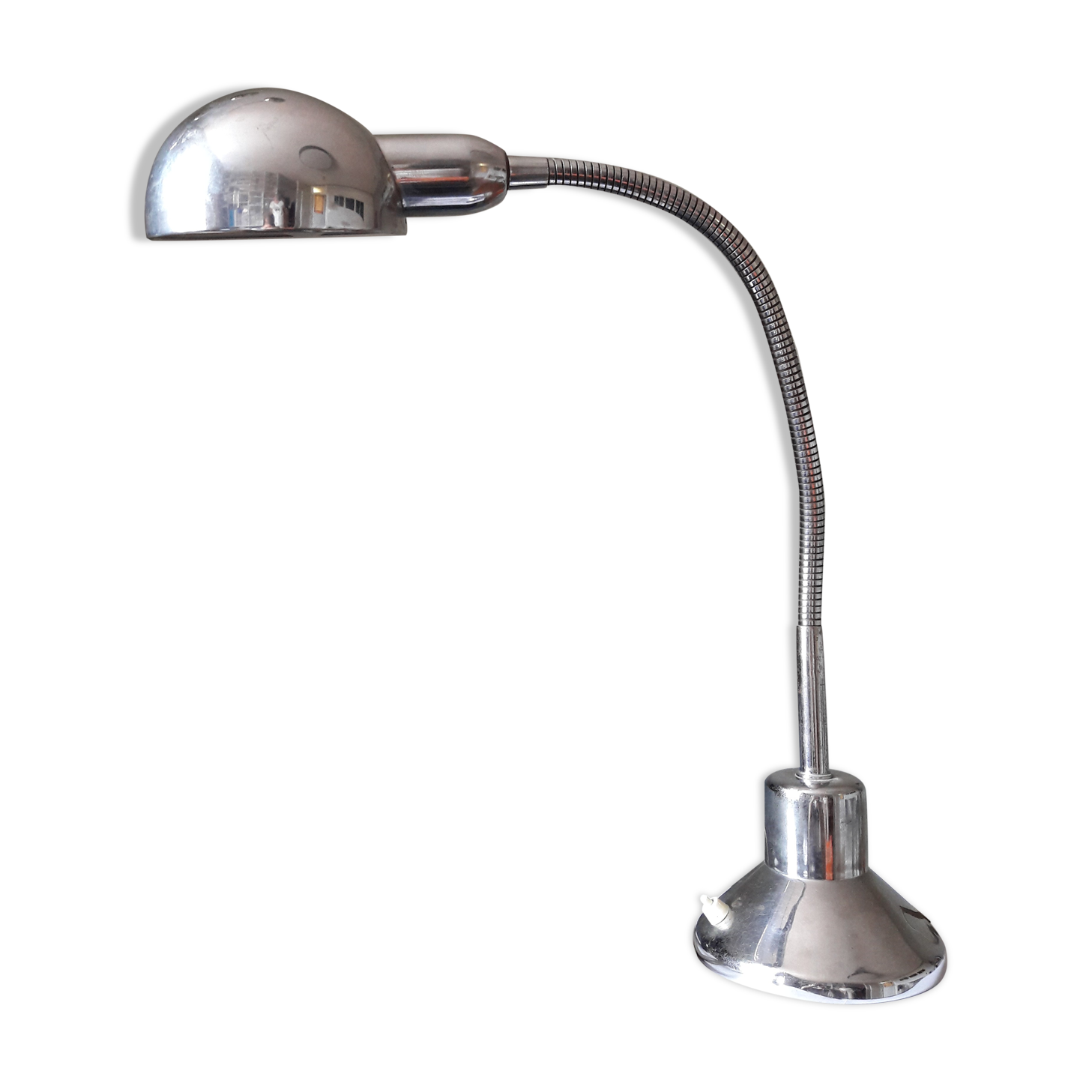 Chrome flexible desk lamp