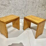 Set of 2 pine stools model "les Arcs"