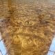 Table basse italienne laque loupe d’orme