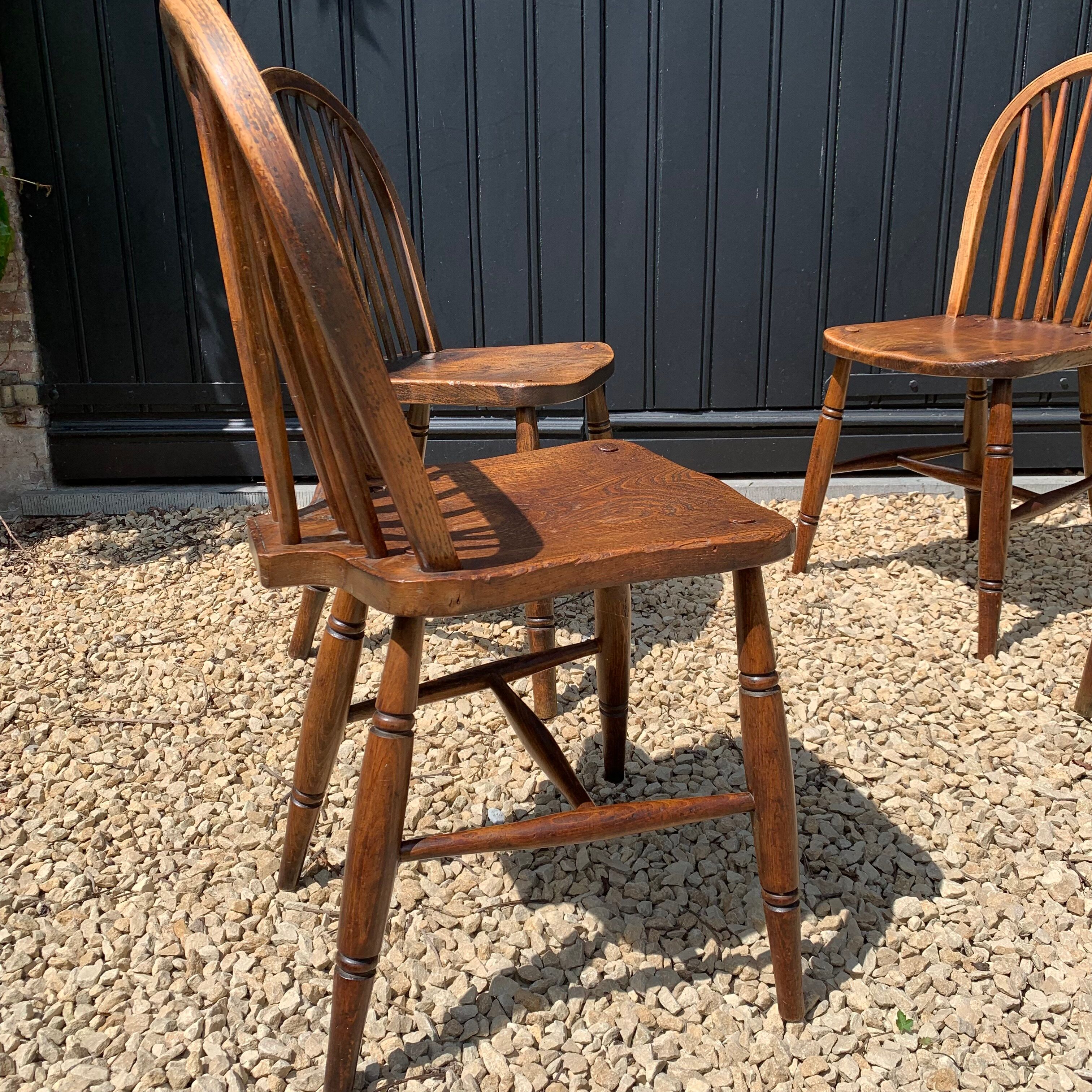 Set of 4 Windsor Sack-back chairs