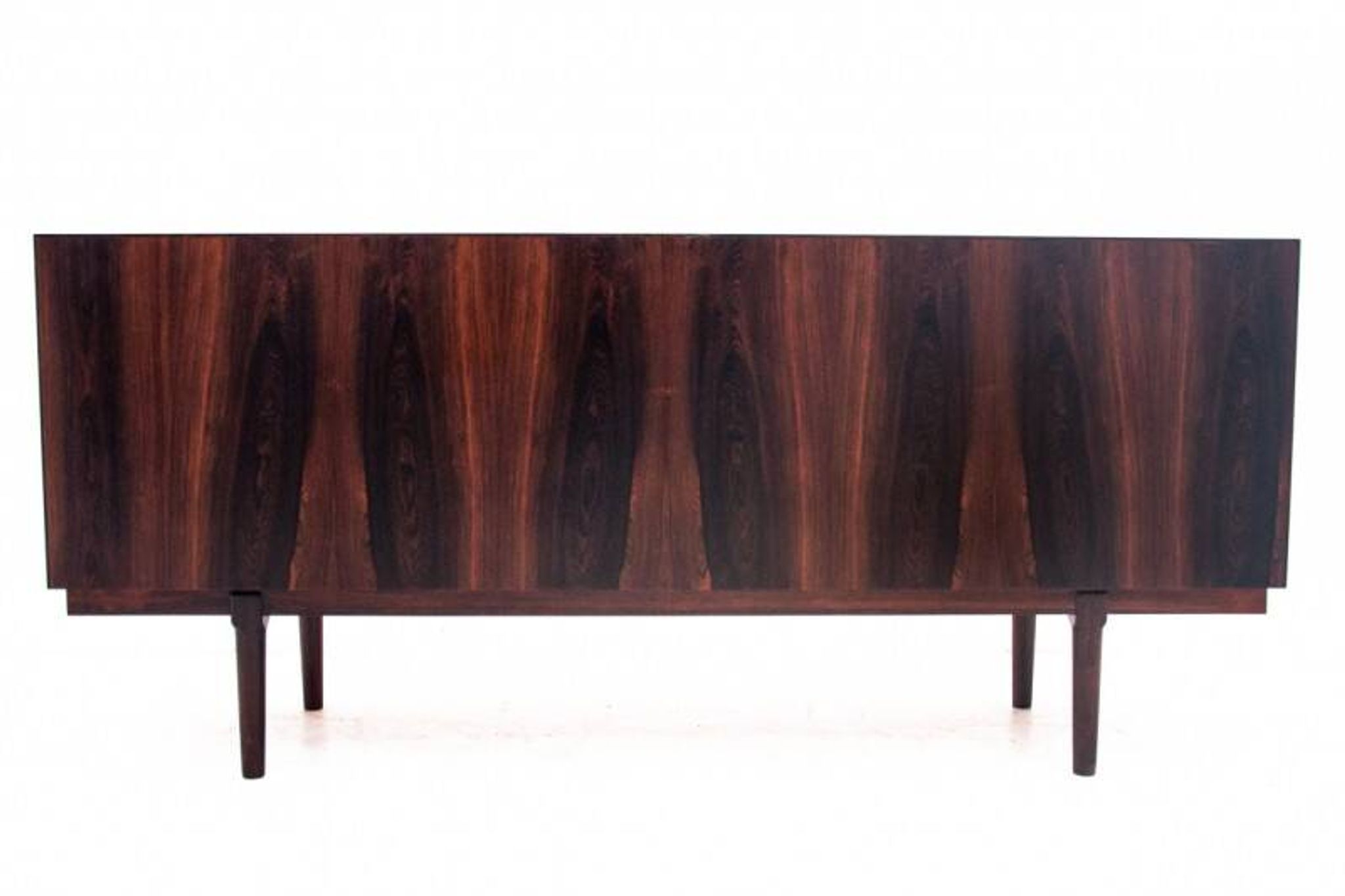 Commode en palissandre, Danemark, années 1960. Après rénovation.