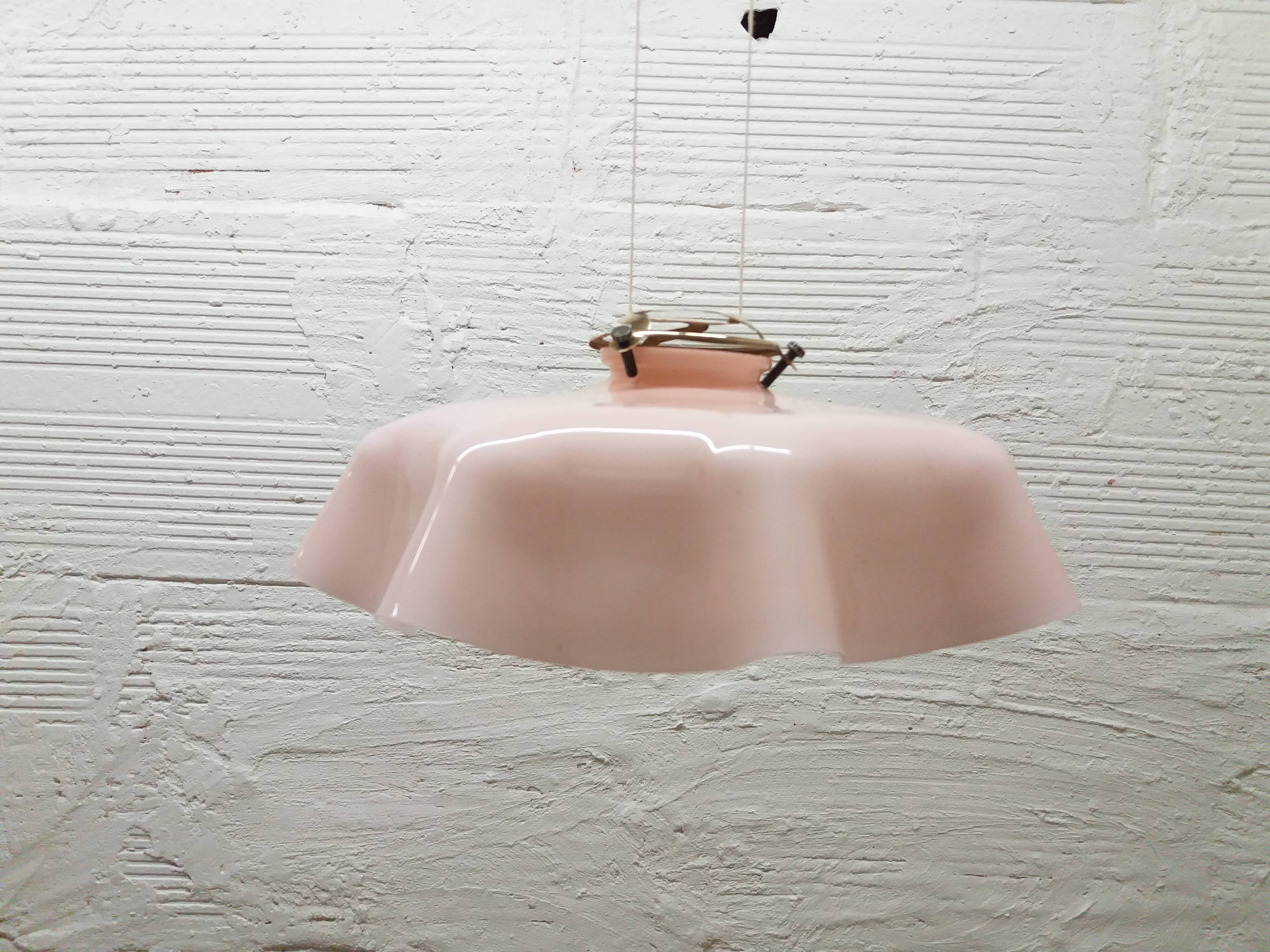 Suspension opaline rose poudré