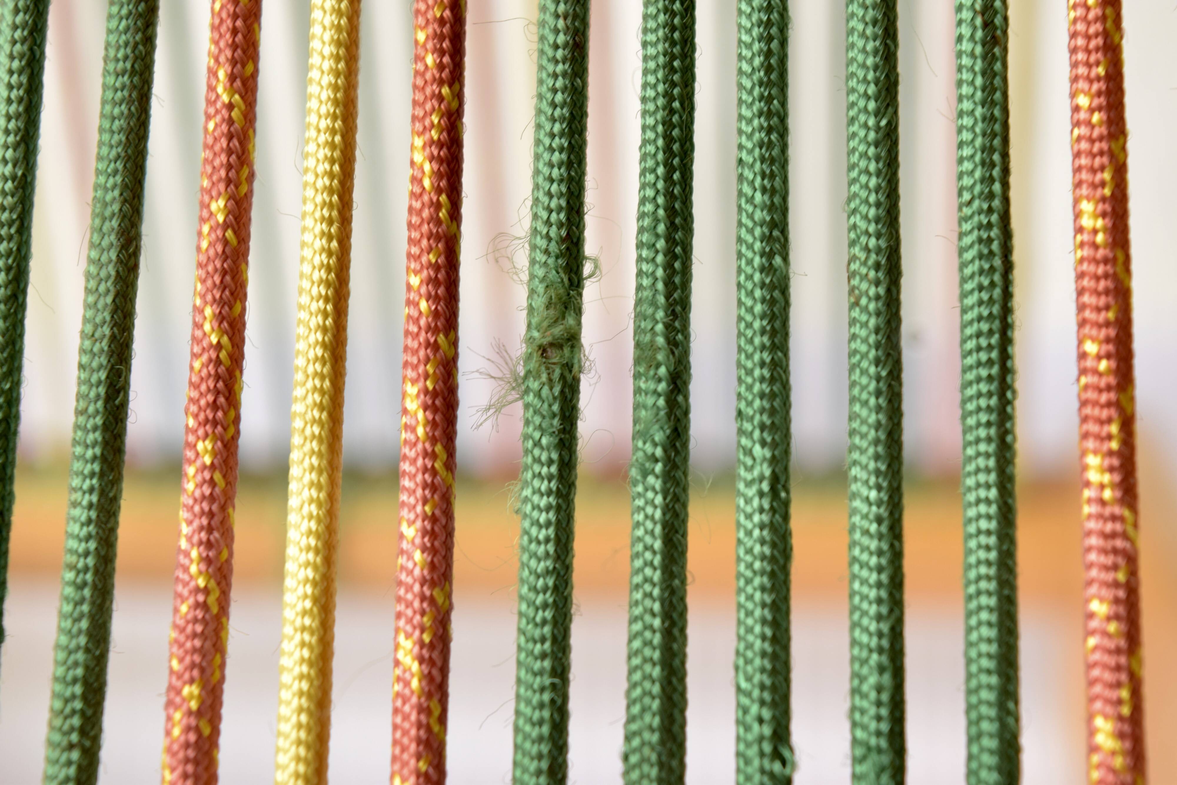 Vintage record rack for 25 vinyls - 1960s